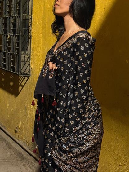 Raat Chandni with Unstitched Blouse [Dispatch date : 5th July ,2026]