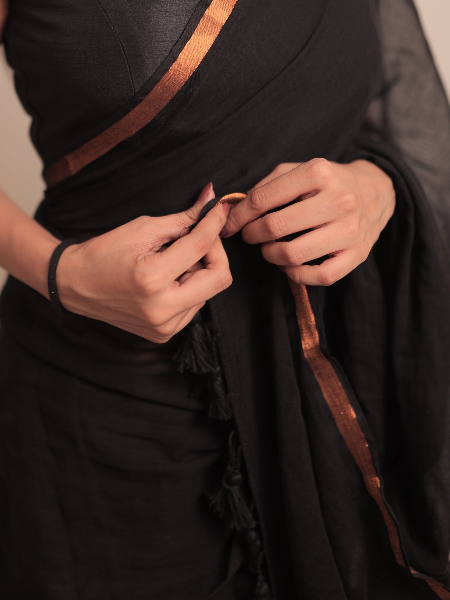 Komal "Mulmul" Saree [Black]