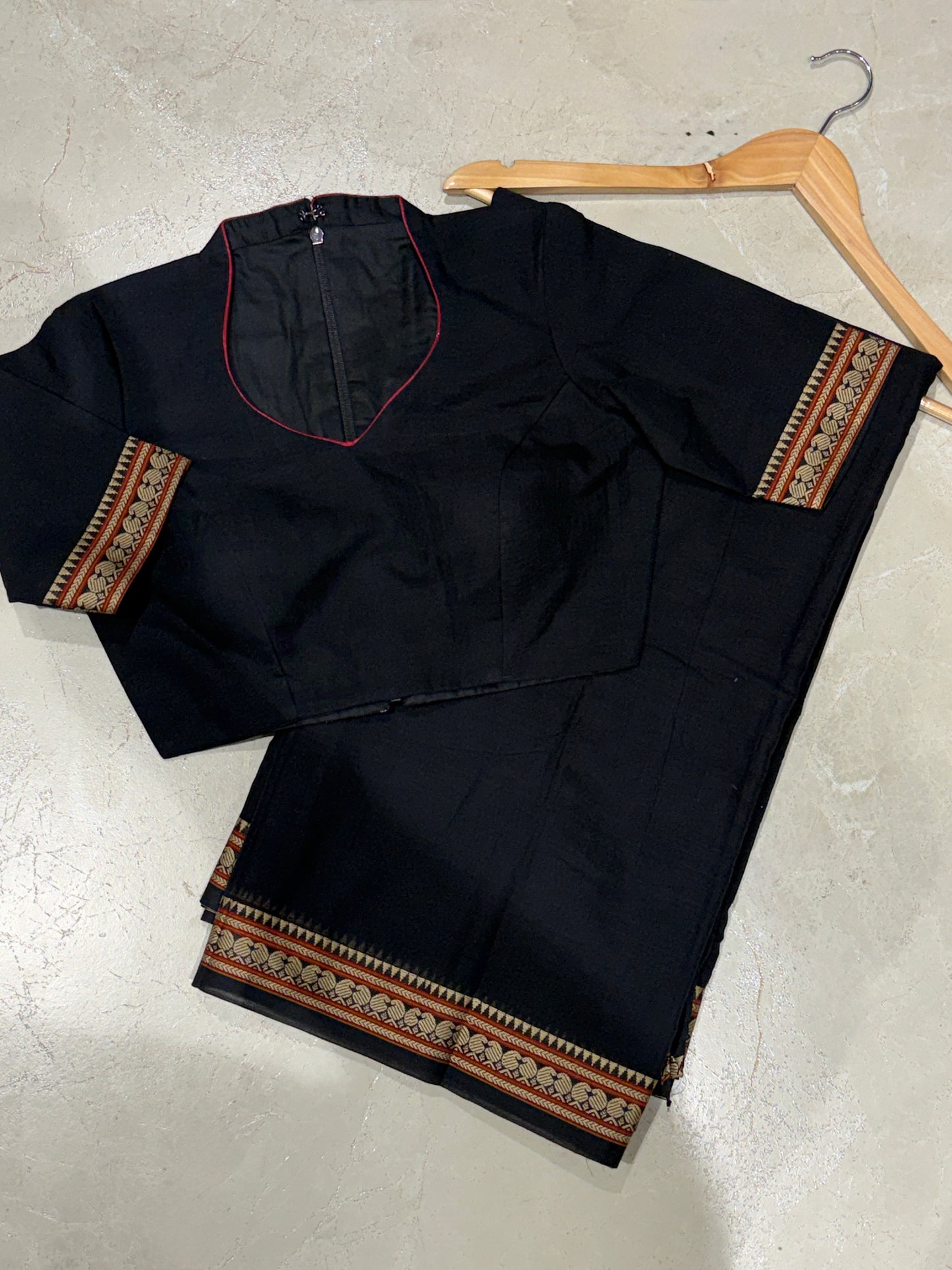 Black Narayani "Narayanpet" Combo Set