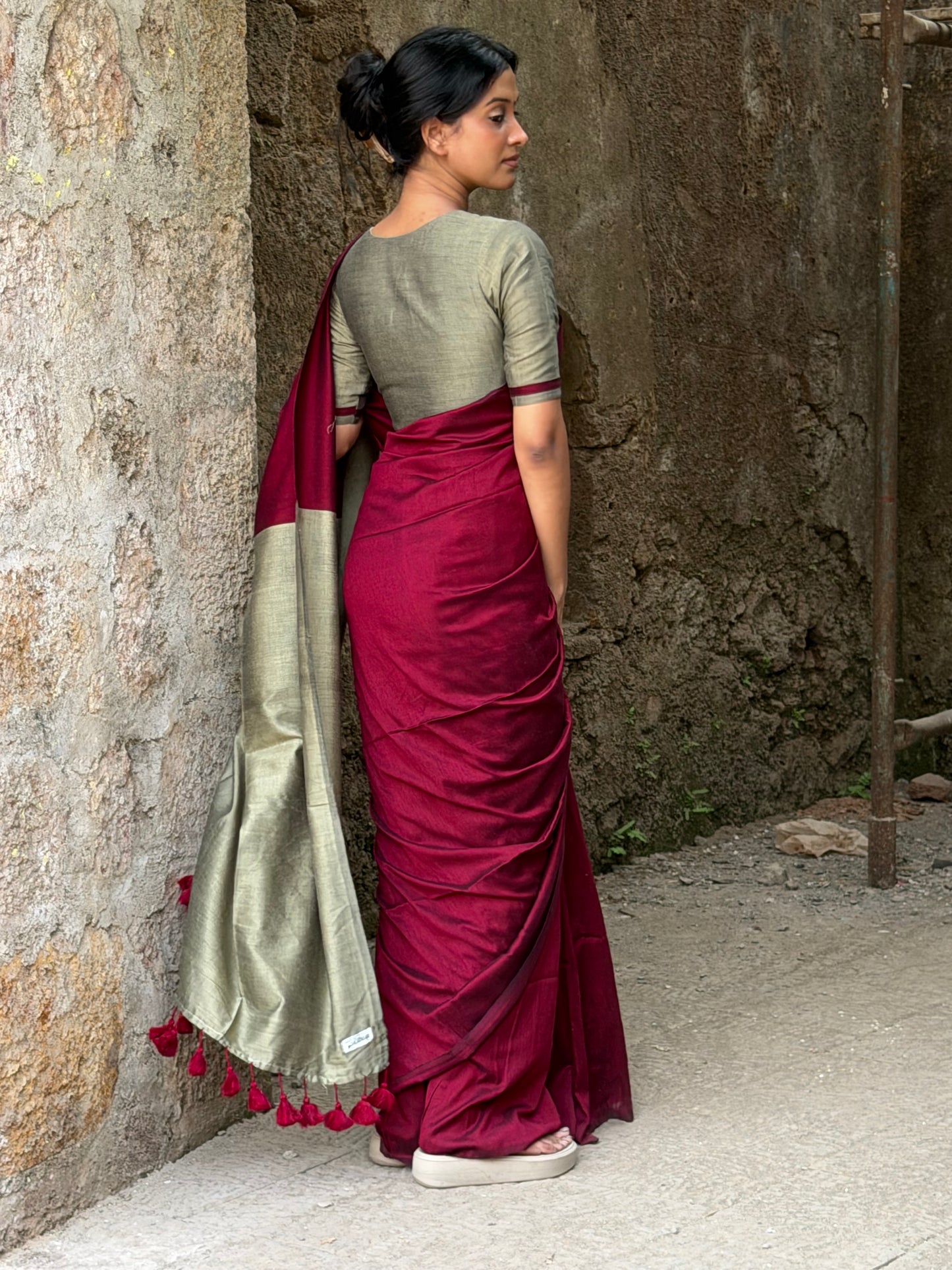 “Tarini” Maroon Saree with Stitched Blouse (combo set)