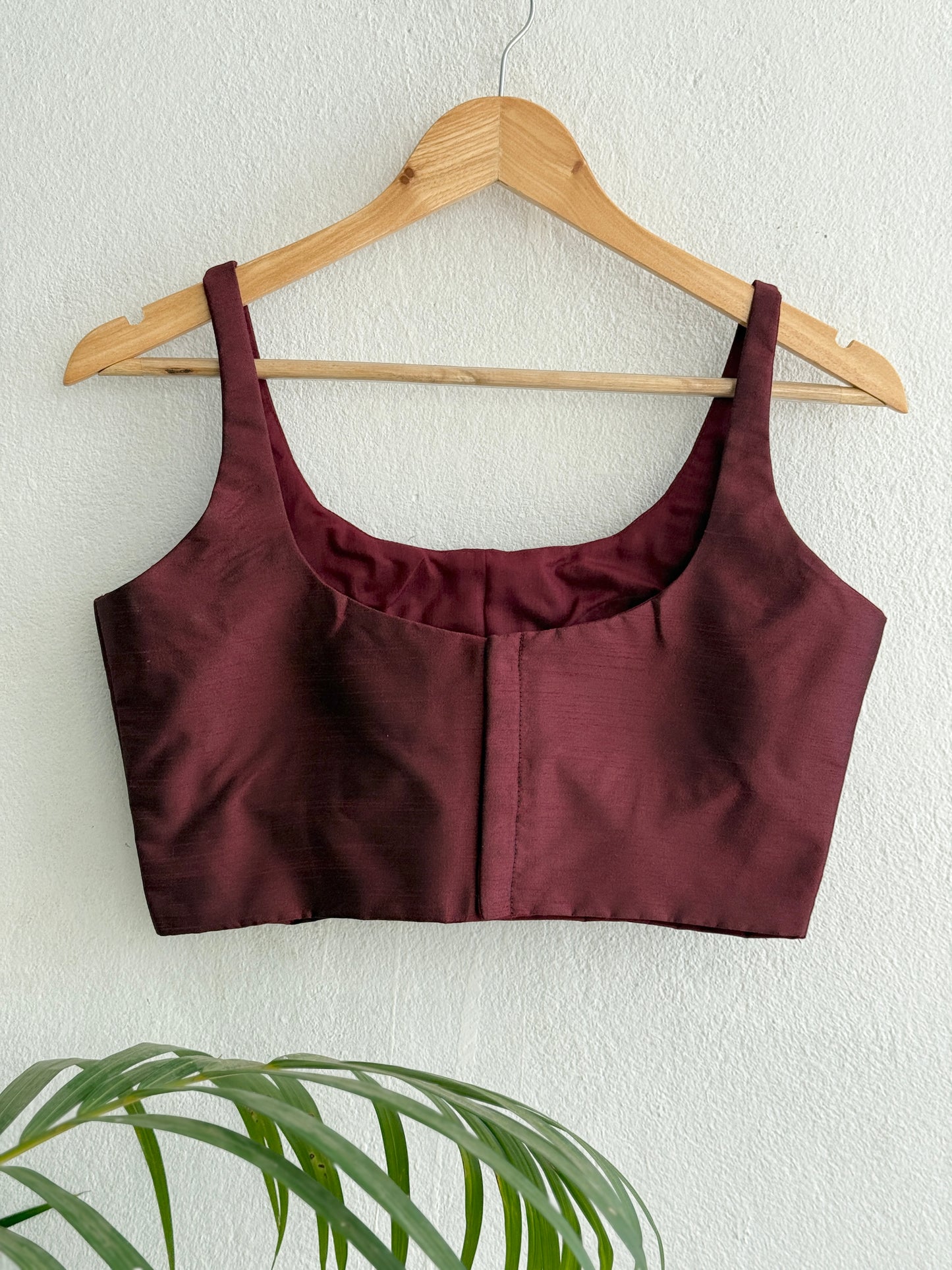 Maroon Basic Scoop Neck Blouse