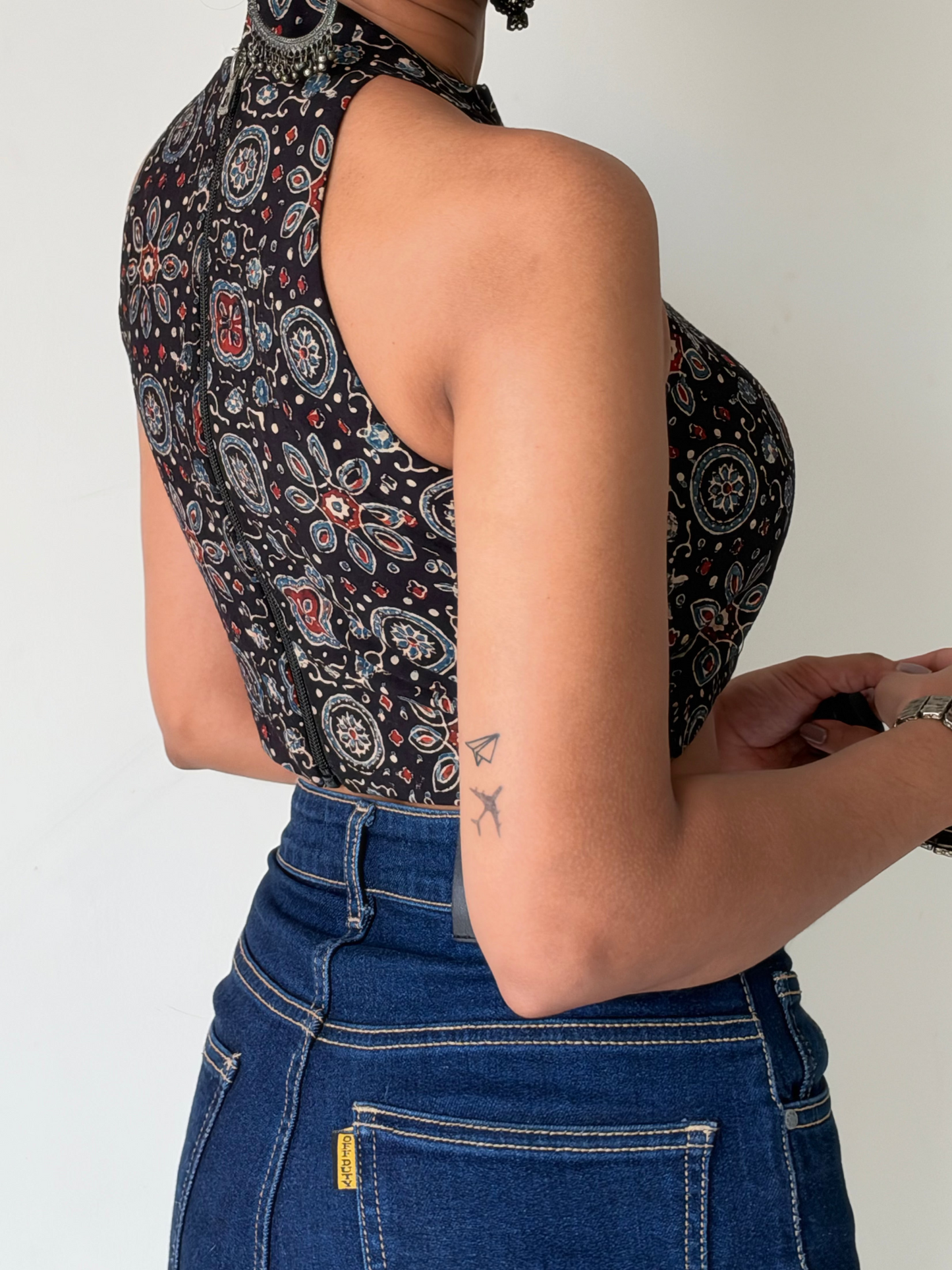 Radhika halter neck crop top ( Dispatch starts : 25th oct )
