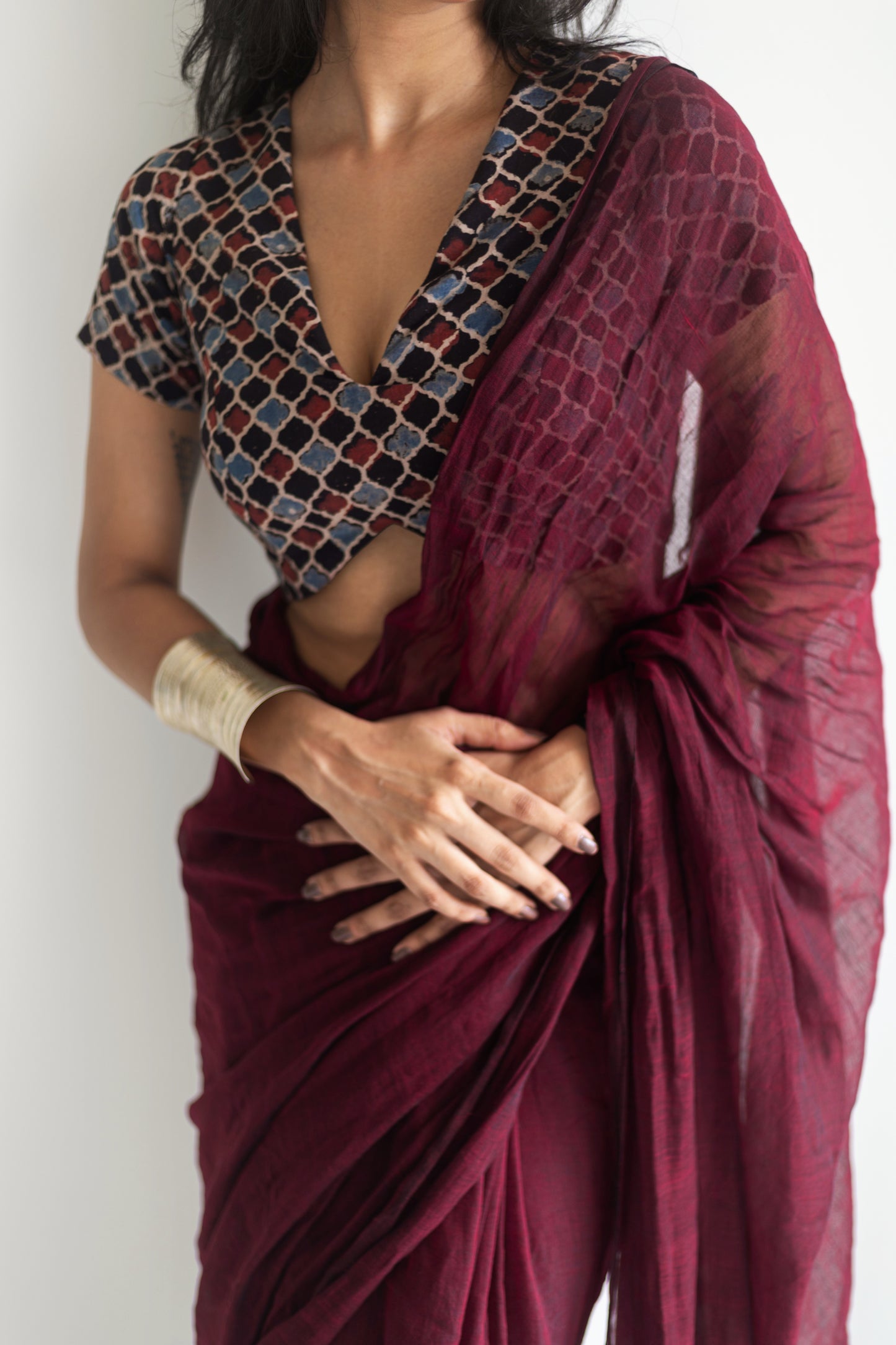 “Madhu” Maroon blue combo set.