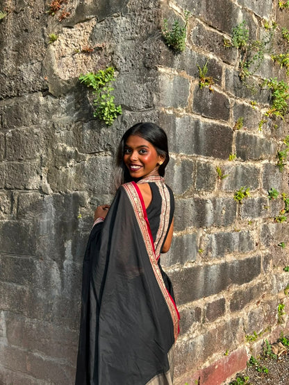 “Devi” Black combo set {Dispatch date : 5th July, 2026}