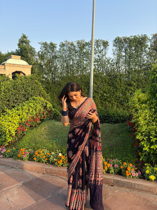 “Riya” Sheesha saree with lagdi pallu with unstitched blouse piece [Dispatch date : 25th June, 2026]