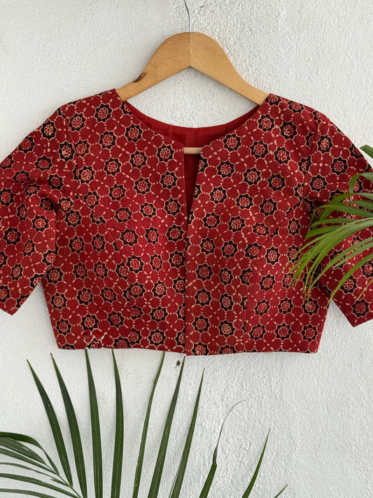 Rekha elbow sleeves