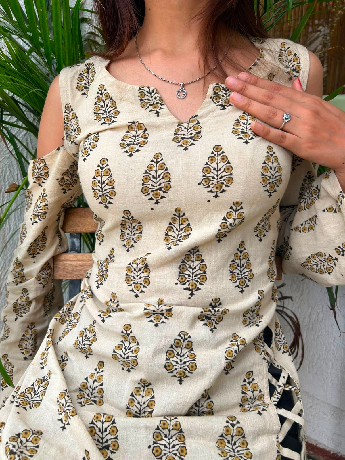 Preeti kurti