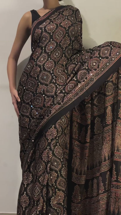 “Kaali” Sheesha Saree with unstitched blouse [Dispatch date : 25th June, 2026]