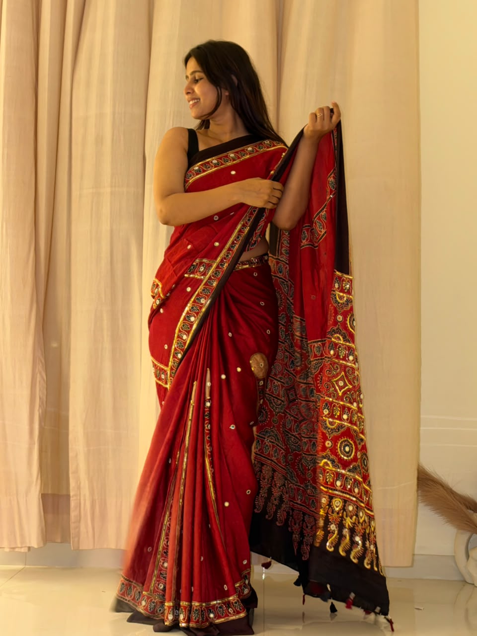 "Bindi" sheesha handwork saree with unstitched blouse [Dispatch Begins By : 25th October , 2026]